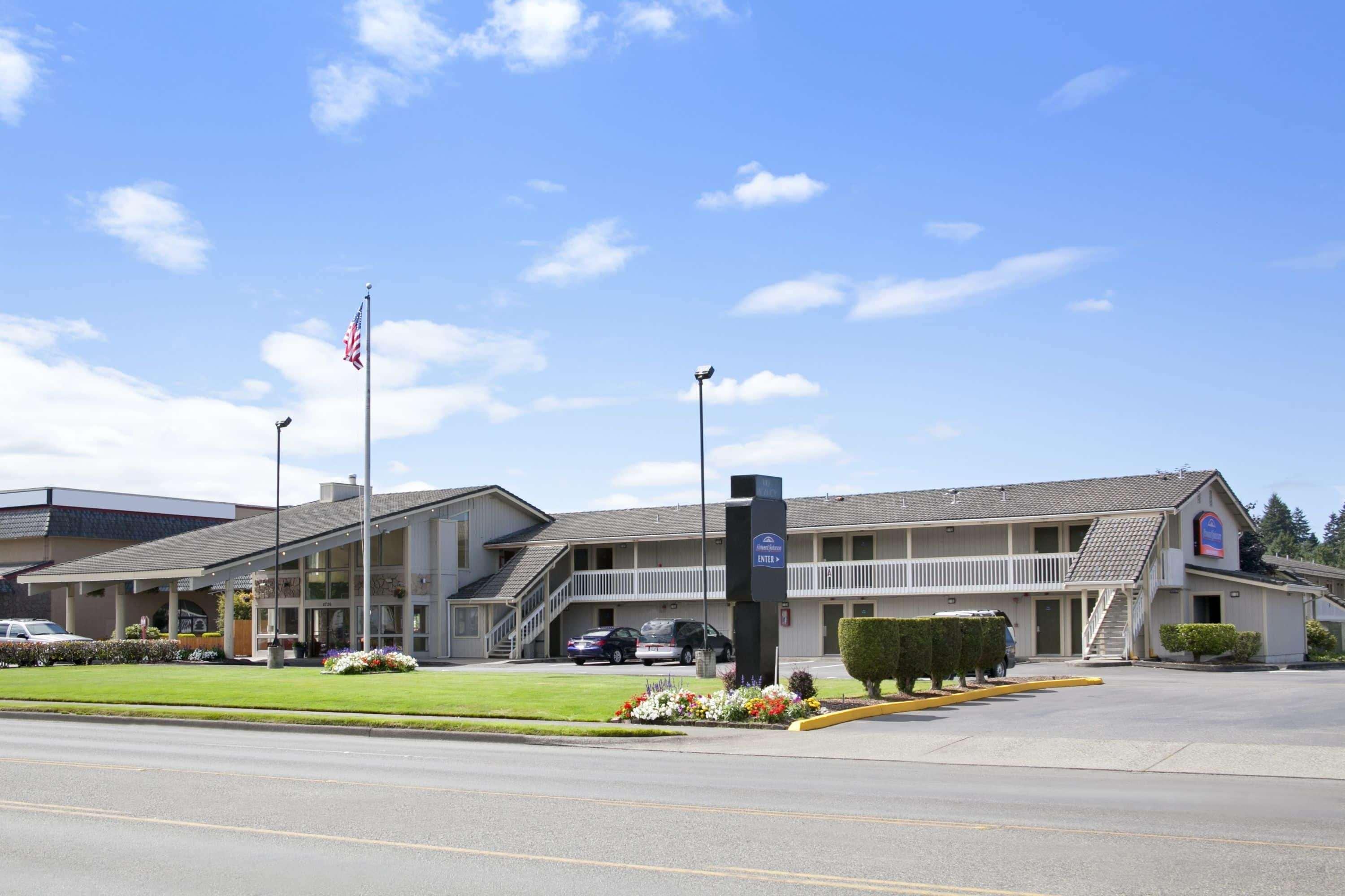South Tacoma Suites 外观 照片
